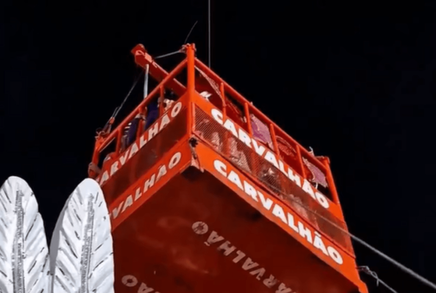 22resgate-rapido-de-10-pessoas-do-salgueiro-destaca-importancia-da-seguranca-no-carnaval-do-rio22 22resgate-rapido-de-10-pessoas-do-salgueiro-destaca-importancia-da-seguranca-no-carnaval-do-rio22