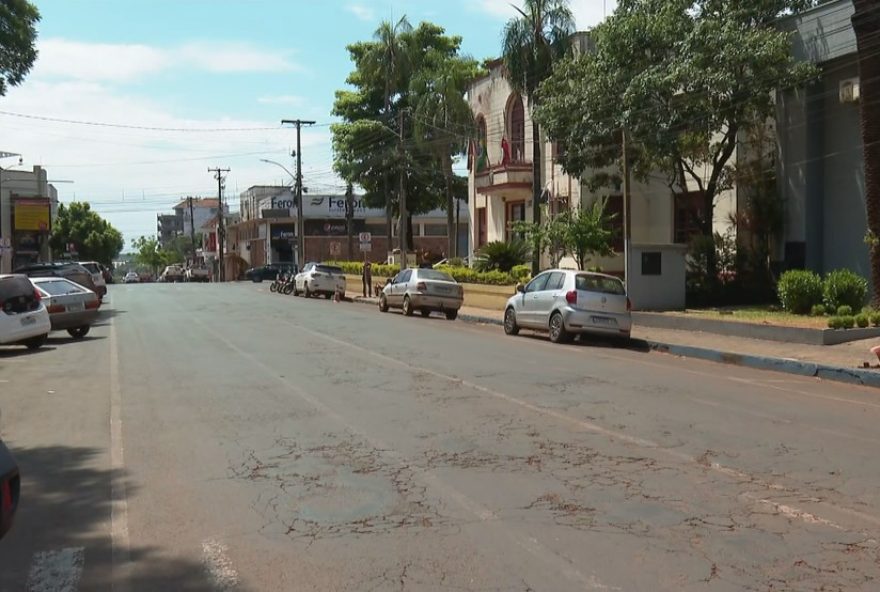 22rio-grande-do-sul-registra-temperatura-recorde-de-39oc3A-porto-alegre-e-sao-luiz-gonzaga-sao-os-destaques-do-calor-intenso22 22rio-grande-do-sul-registra-temperatura-recorde-de-39oc3A-porto-alegre-e-sao-luiz-gonzaga-sao-os-destaques-do-calor-intenso22