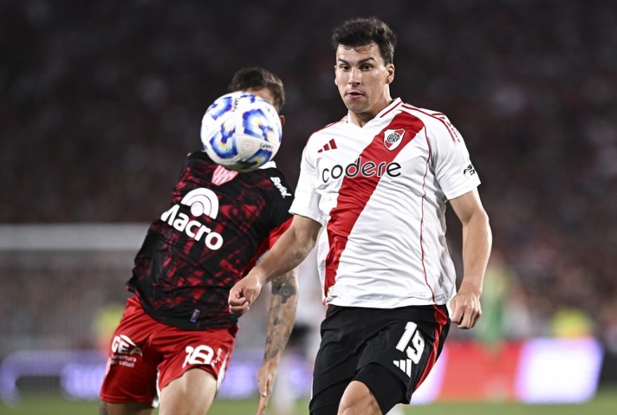 22sao-paulo-de-negocia-emprestimo-do-atacante-chileno-gonzalo-tapia-do-river-plate22