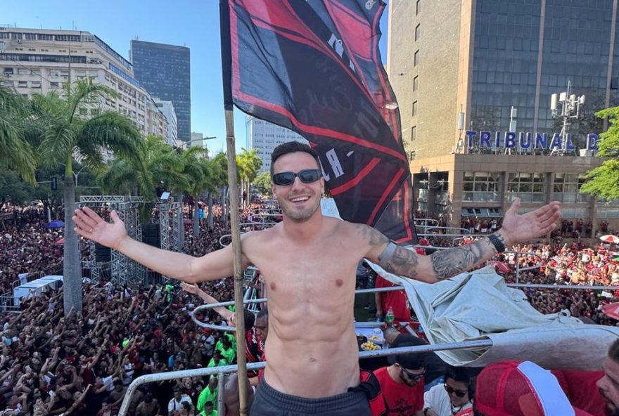 22saul-elogia-torcida-do-flamengo-e-compara-com-real-madrid3A-e-maior-e-mais-apaixonada22 22saul-elogia-torcida-do-flamengo-e-compara-com-real-madrid3A-e-maior-e-mais-apaixonada22