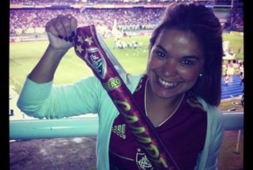22torcedora-do-fluminense-vence-batalha-contra-o-cancer3A-maracana2C-lugar-de-esperanca22