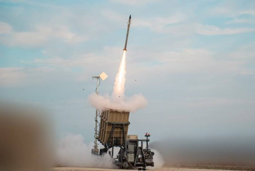 22trump-assina-decreto-para-construcao-do-sistema-de-defesa-antimisseis-american-iron-dome-nos-eua22