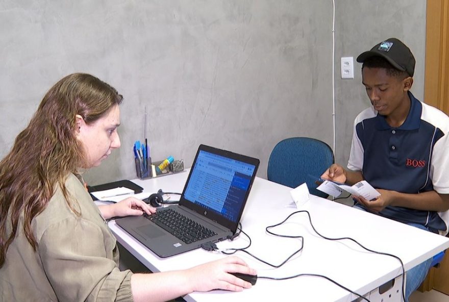 22vagas-de-estagio-e-jovem-aprendiz-em-ribeirao-preto-e-franca3A-como-se-inscrever22