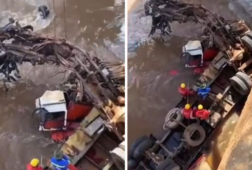 Motorista morre após caminhão cair de ponte na BR-364, em Jataí (Divulgação /Corpo de Bombeiros)