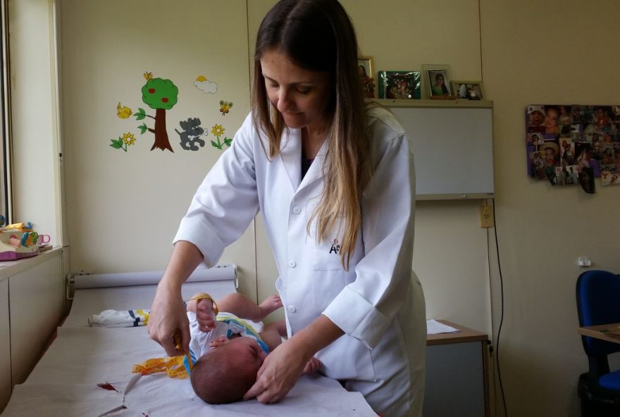 Duas unidades de Anápolis devem começar a receber crianças com sintomas leves da doença. (Foto: Sumaia Villela/Agência Brasil)