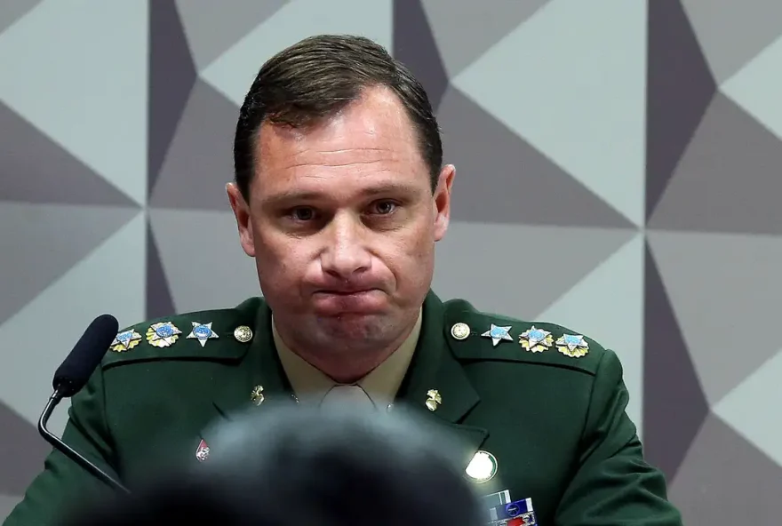 25_retro_2023_tenente-coronel_mauro_cid_depoe_na_cpi_dos_atos_golpistas