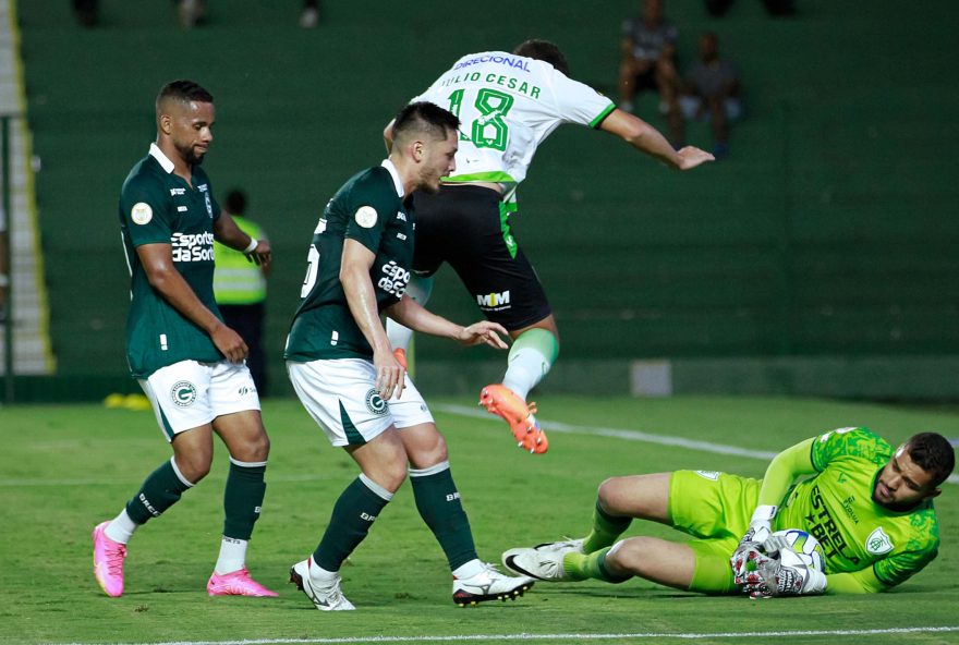 Goiás termina o Brasileirão Série A com uma vitória sobre o América-MG