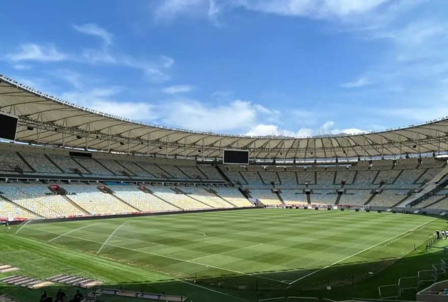 Maracanã exibe imagens crianças desaparecidas Goiás