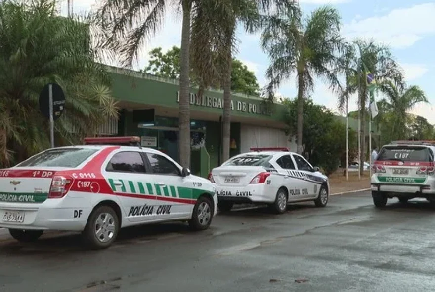 Fachada da 1ª Delegacia de Polícia, na Asa Sul, em imagem de arquivo — Foto: TV Globo/Reprodução