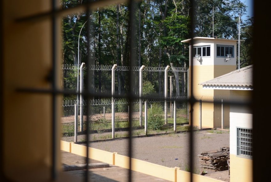 35-presos-nao-retornam-as-cadeias-apos-22saidinhas22-de-fim-de-ano-no-rs2C-afirma-policia-penal3A-12C9525-dos-detentos 35-presos-nao-retornam-as-cadeias-apos-22saidinhas22-de-fim-de-ano-no-rs2C-afirma-policia-penal3A-12C9525-dos-detentos