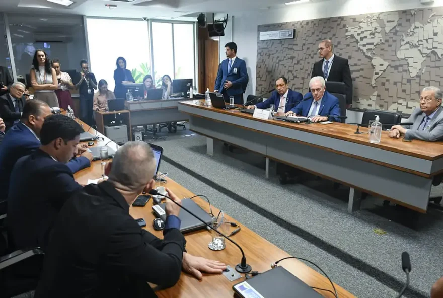 Senado instalou nesta quarta-feira ,13, a CPI para investigar os danos ambientais causados em Maceió (AL) 
(Foto: Reprodução/ Agência Brasil)