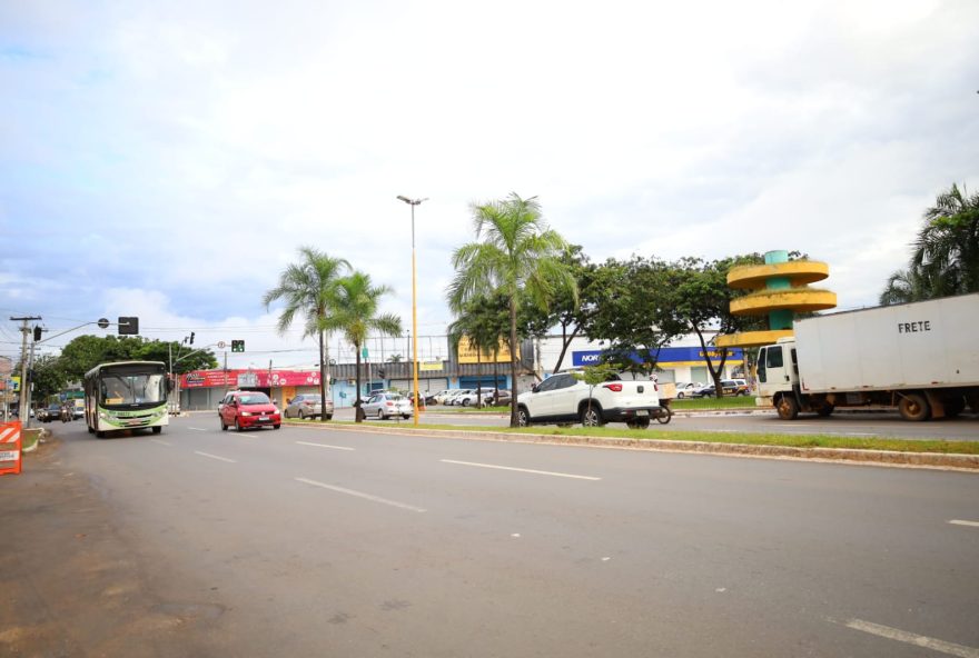 Como Castelo Branco foi um presidente militar durante o Golpe de 1964, a Avenida que o celebra vem sendo questionada pelos vereadores. 
(Foto: Jackson Rodrigues/Prefeitura de Goiânia)