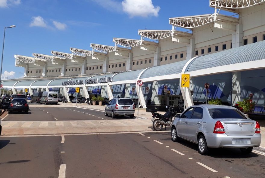 Na capital goiana, por vias aéreas, a estimativa é que mais de 52 mil pessoas embarquem e desembarquem no Aeroporto Internacional de Goiânia entre esta quarta-feira, 06, e a próxima segunda-feira, 11. (Foto: Reprodução/Paula Resende)