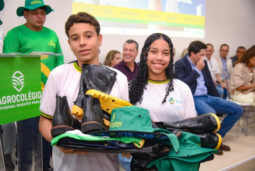 Alunos-do-Agrocolegio_Secom-1215x811