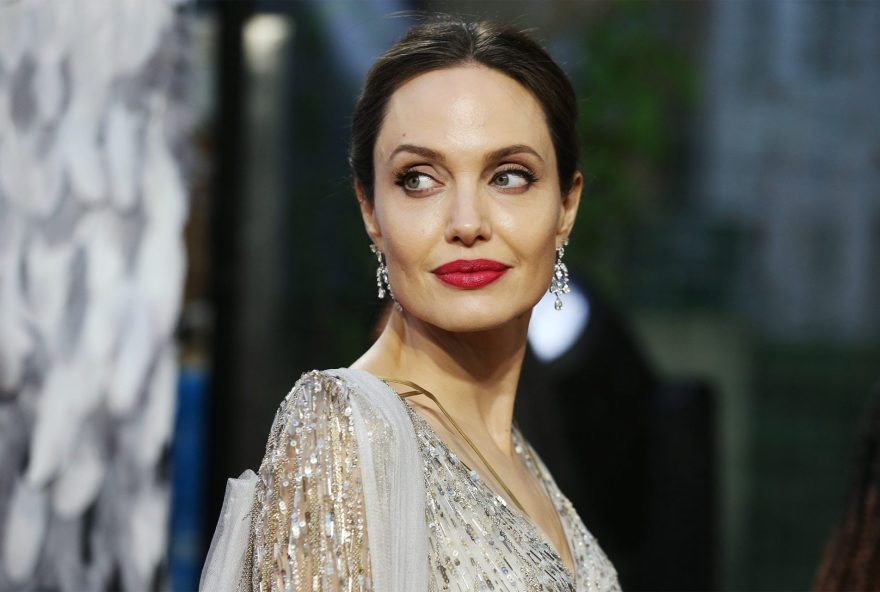 Angelina-Jolie