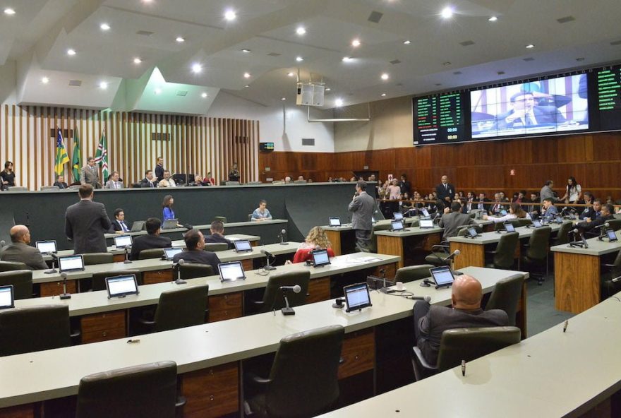 Assembleia plenário deputados