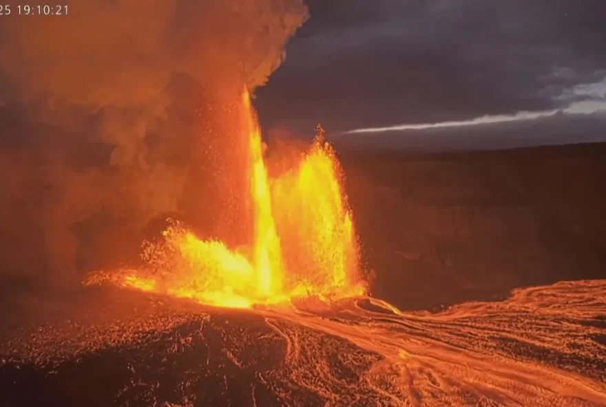BR_CNN_260525_RTR_EV_C_6969_USA_VOLCANO.mp4_frame_936