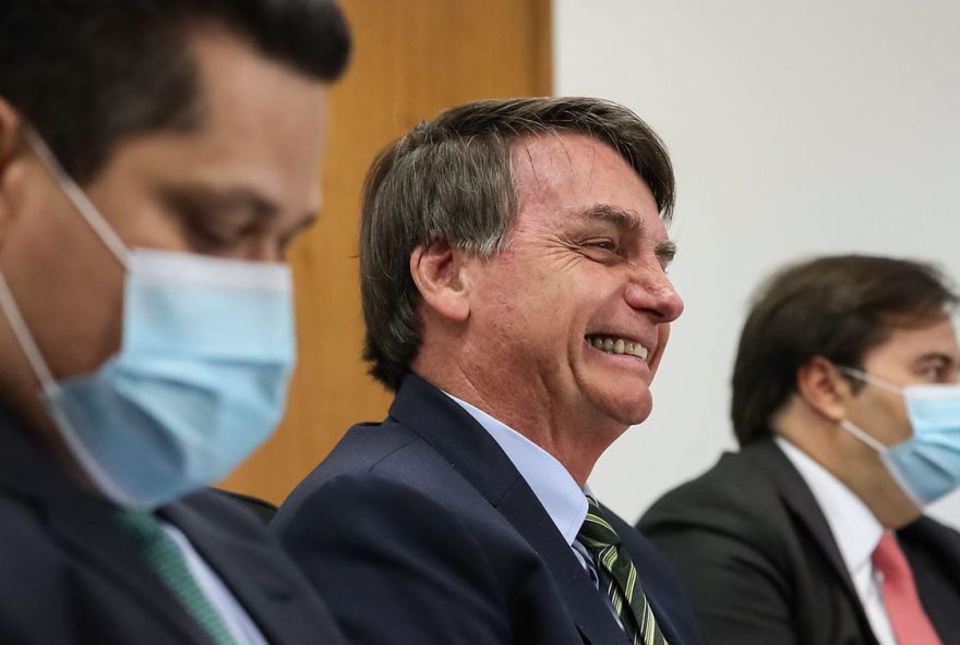 Bolsonaro-máscara