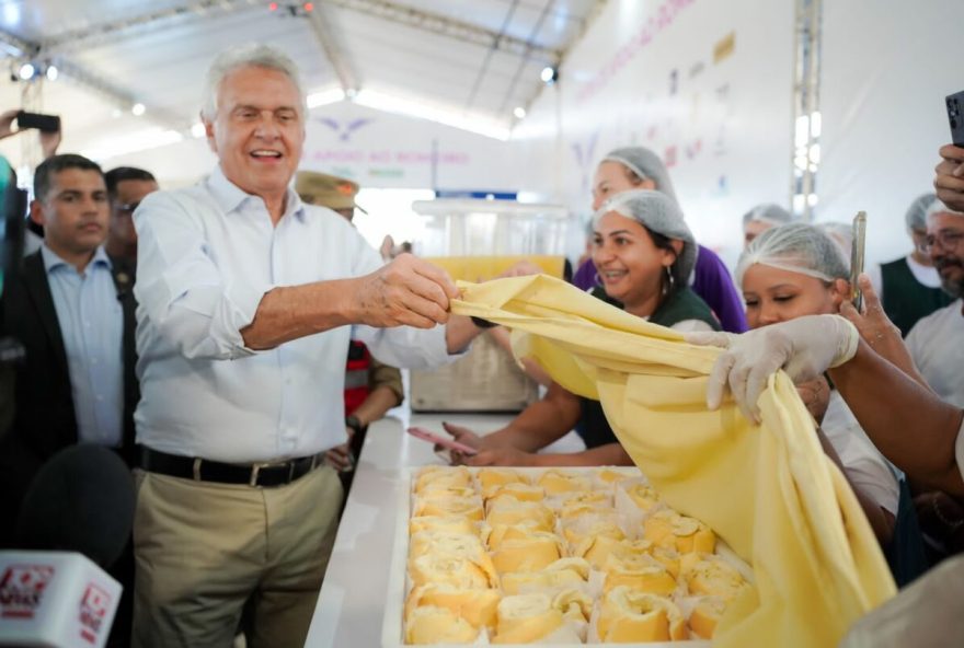 Caiado inaugura Centro de Apoio ao Romeiro, em Trindade