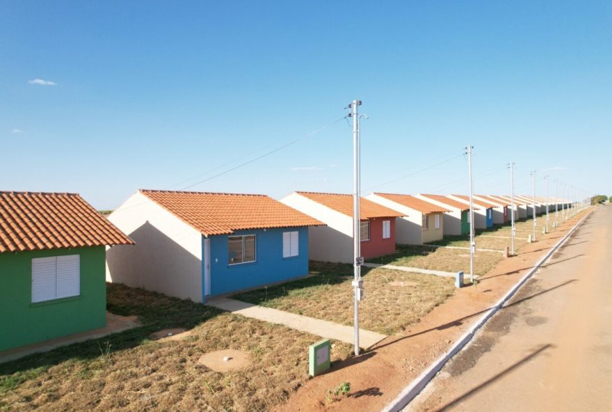 Sorteio das casas em São Luiz do Norte ocorre nesta quarta-feira, 02. No município, o programa Pra Ter Onde Morar – Construção vai beneficiar 50 famílias (Foto: Reproduçã/ Jaids Júnior)