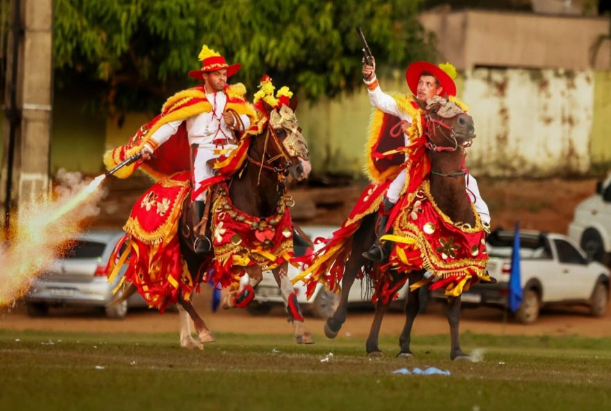 Cavalhadas-001_Michelly-Matos-e-Priscila-Marques-1536x864