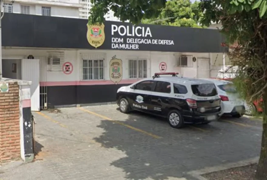 Mulher denuncia 11 PMs por estupro coletivo em festa no Guarujá, em São Paulo