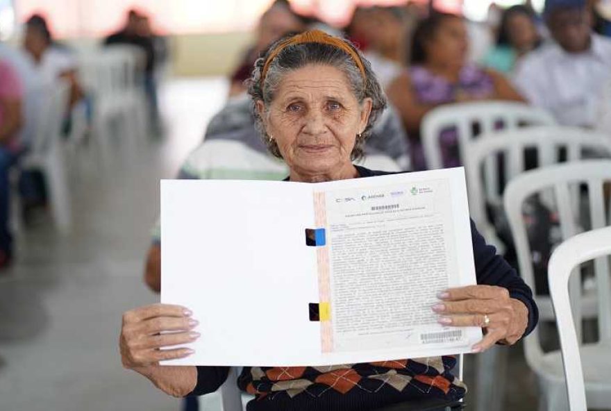 Famílias beneficiadas pelo Programa Pra Ter Onde Morar – Escritura: neste sábado será a vez do município de Abadia de Goiás (Foto: Octacílio Queiroz)