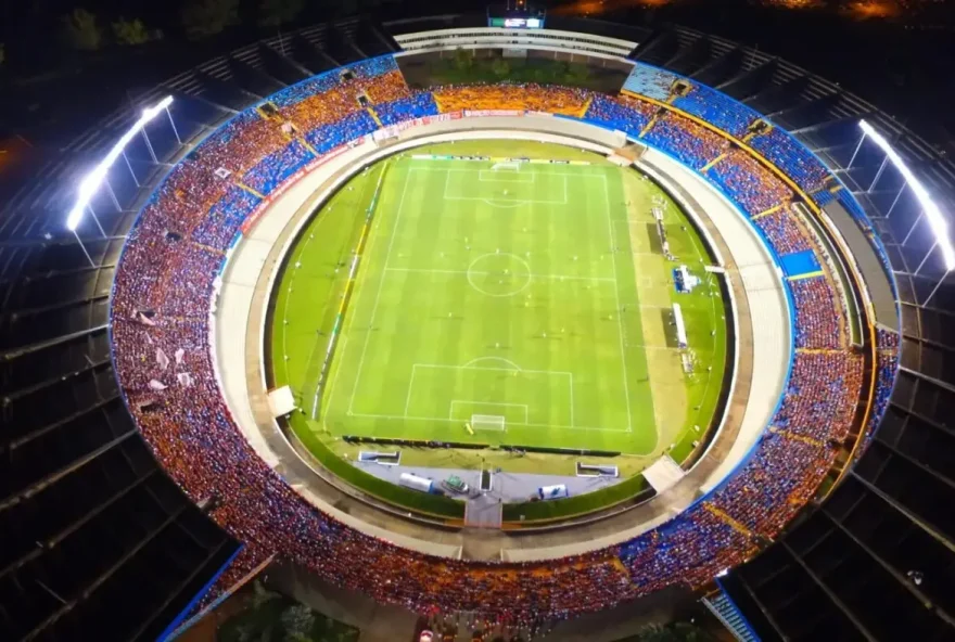 Revitalização do Estádio Serra Dourada recebe sugestões da sociedade (Foto: Seel)