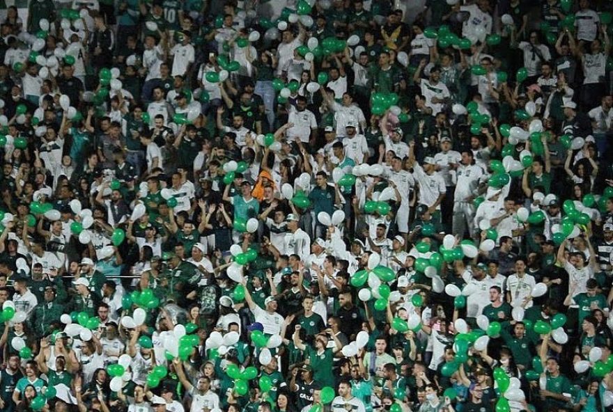 Goiás Esporte Clube aniversário torcida