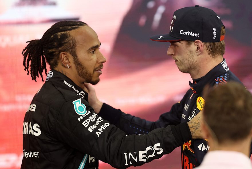 Hamilton e Verstappen na Fórmula 1 de 2021