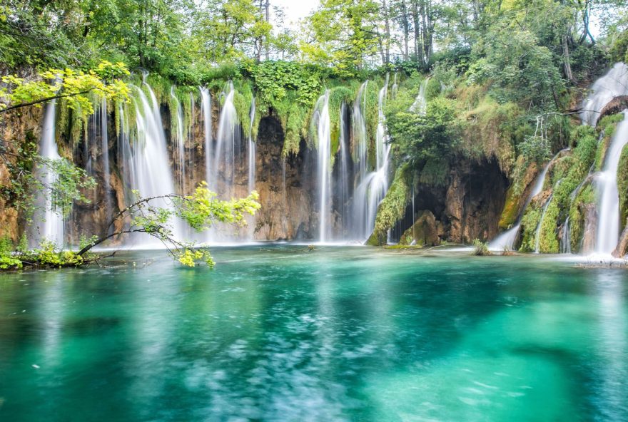 How-to-Visit-Plitvice-Lakes.jpg.optimal