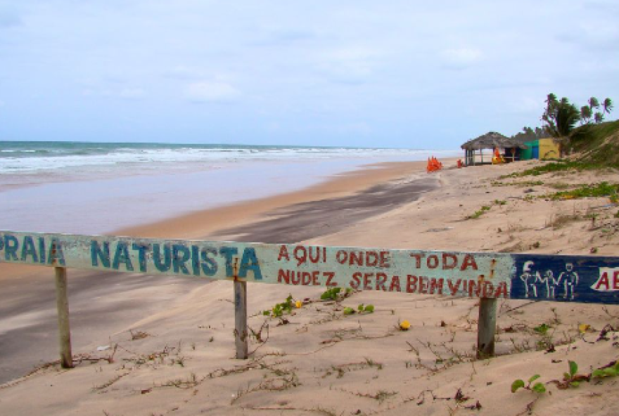 Brasil está na lista de melhores praias de nudismo no mundo