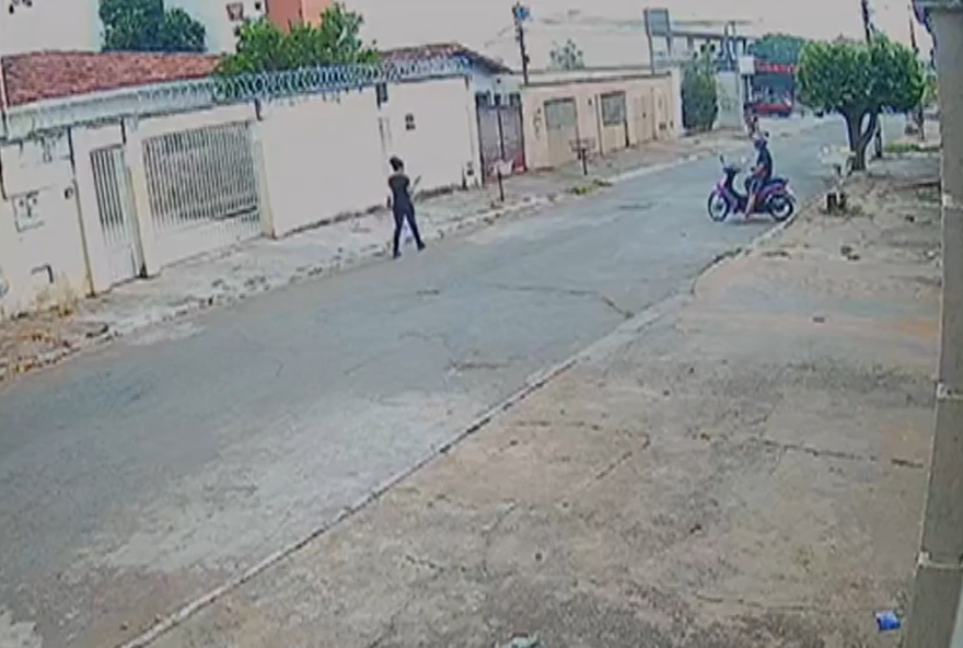 Polícia prende motociclista por se masturbar em uma rua no Setor Criméia Leste