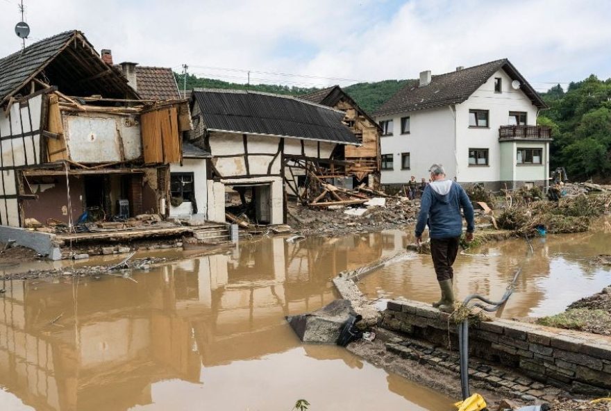 Foto: AFP / Ernst Mettlach / Fire Brigades City Of Trier