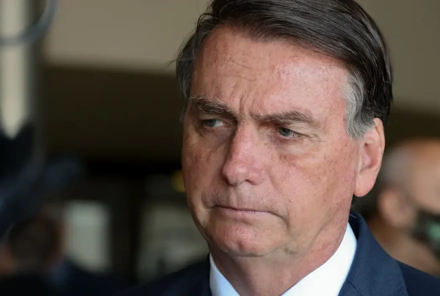 Datafolha: mais da metade dos brasileiros querem Bolsonaro inelegível