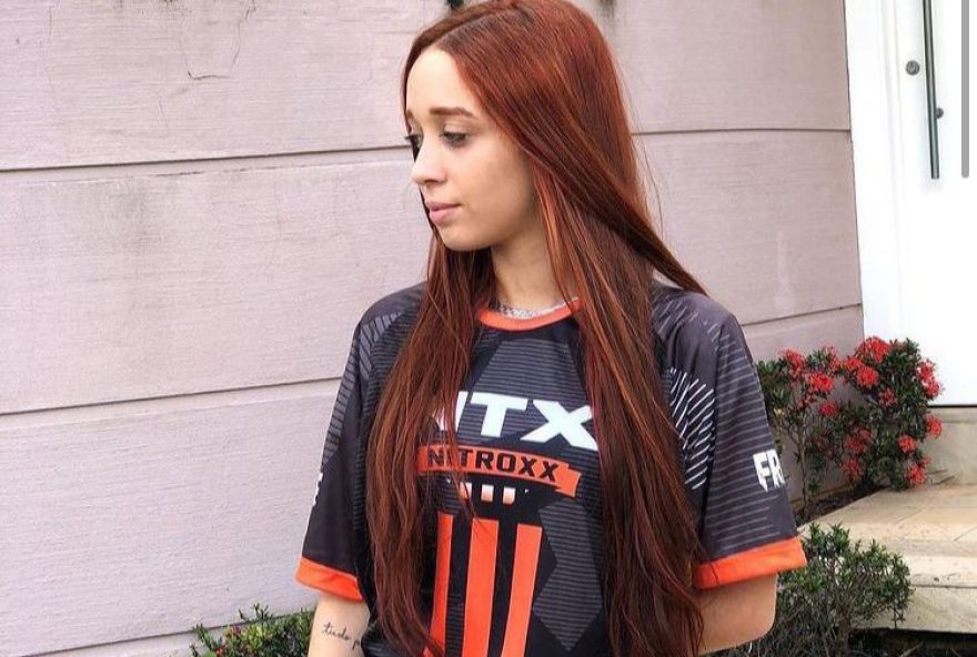 Julia_dos_Santos esportes eletrônicos eSports