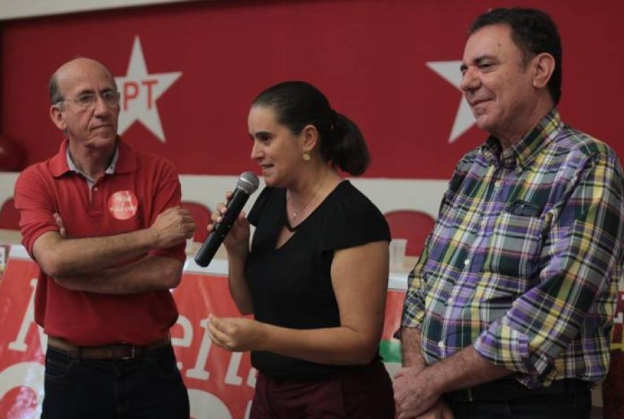 Kátia Maria, Rubens Otoni (à esquerda) e Luis (à direita). / Foto: Divulgação.