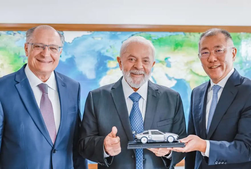 Presidente Lula recebeu o presidente global do Grupo Hyundai Motor, Eui-Sun Chung