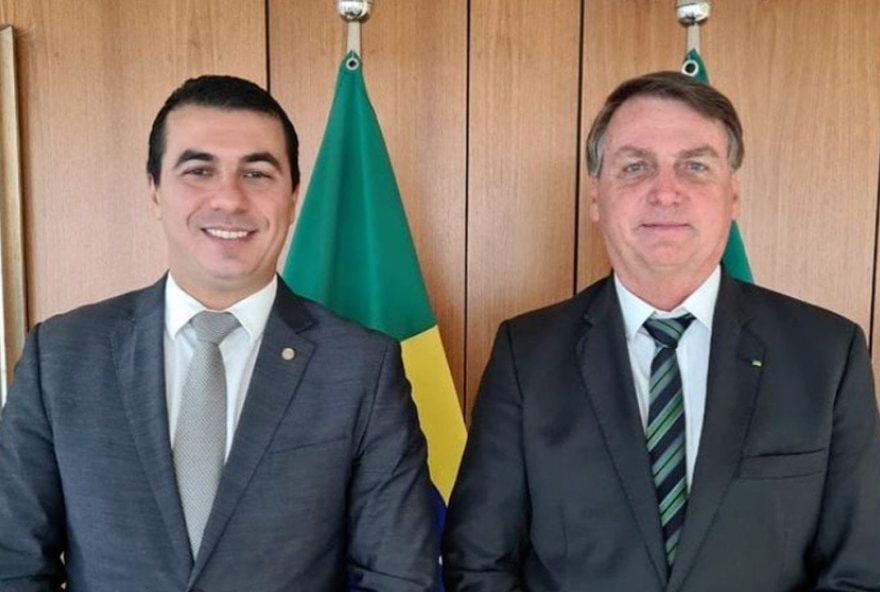 Luis-Miranda-e-Bolsonaro-801x720-1