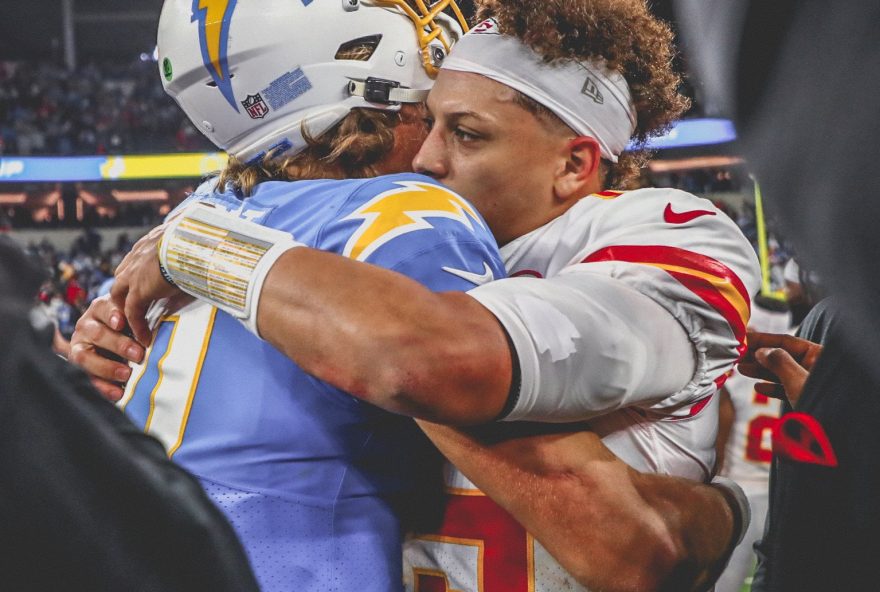 Mahomes e Herbert pela NFL