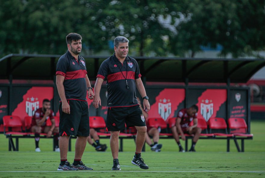 Marcelo Cabo e Gabriel Cabo, do Atlético-GO