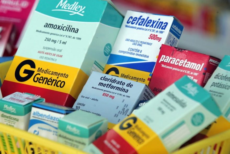 Medicamentos-Iapos-recuerda-que-sigue-vigente-el-programa-Mayor-Cobertura-972x547