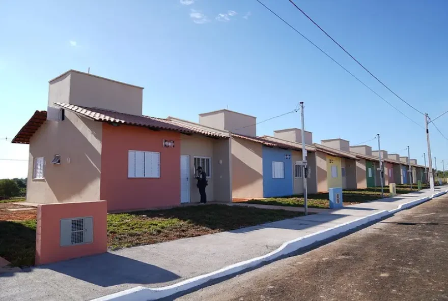 Sorteio de casas a custo zero em Inaciolândia, Rio Quente, Buritinópolis, Heitoraí, Mossâmedes, Damianópolis e Panamá (fotos: Edgard Soares/Octacílio Queiroz)