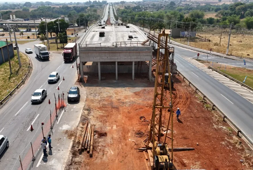 Obra-do-viaduto-do-Portal-da-Fe_Goinfra-1536x864.jpeg