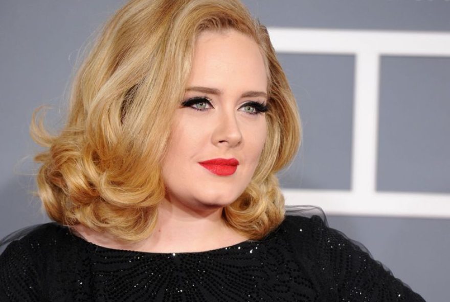 Plus-de-cabelo-preso-pode_garotasfdp_blog_Adele-