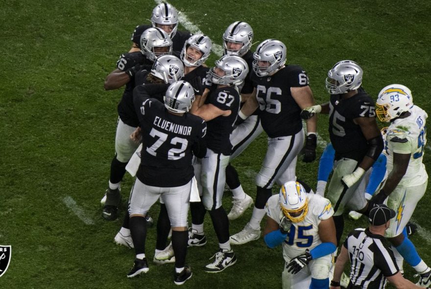 Raiders x Chargers Semana 18 NFL