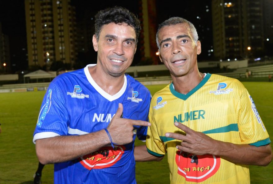 Romário e Alex Dias jogo festivo Anápolis