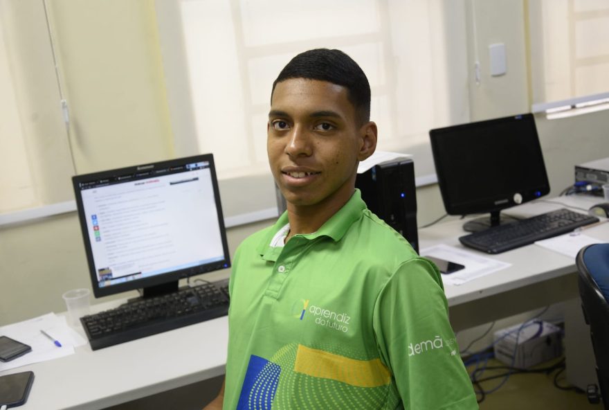 Programa Aprendiz do Futuro tem jovens lotados em órgãos públicos nos 246 municípios (Fotos: Wagnas Cabral)