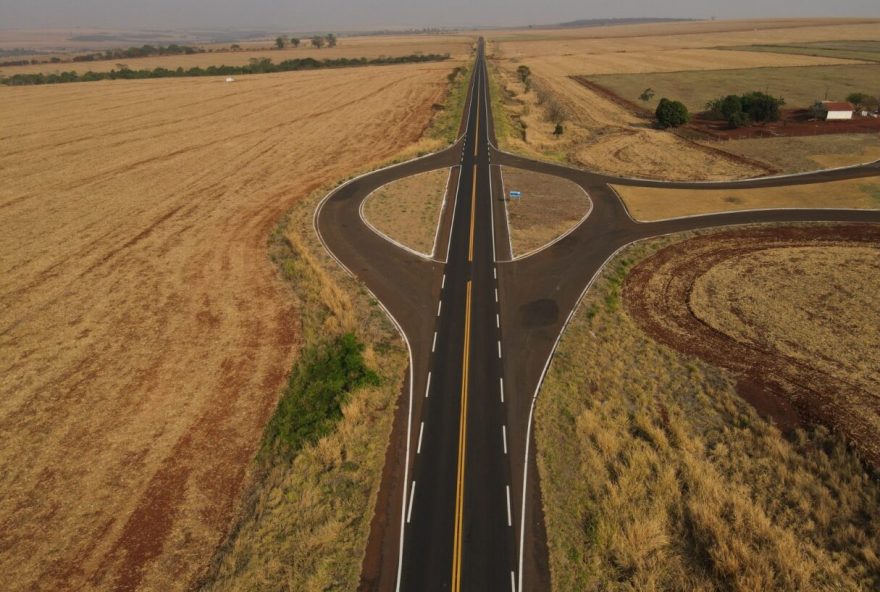 Recursos arrecadados pelo Fundeinfra serão destinados a obras estratégicas para reduzir custos de escoamento da produção goiana (Foto: Seinfra-GO)