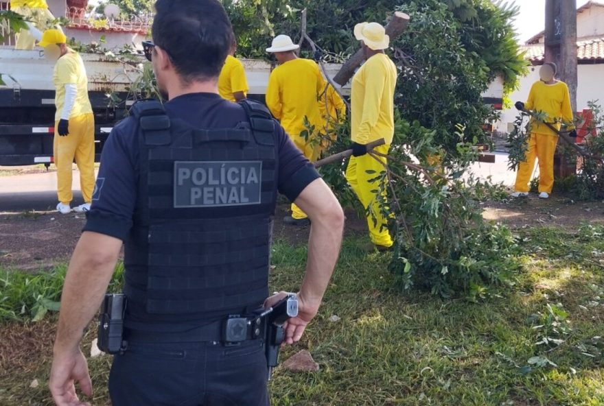 SSP_REEDUCANDOS_CONTRIBUEM_PARA_REVITALIZACAO_DE_ESPACOS_PUBLICOS-1215x748